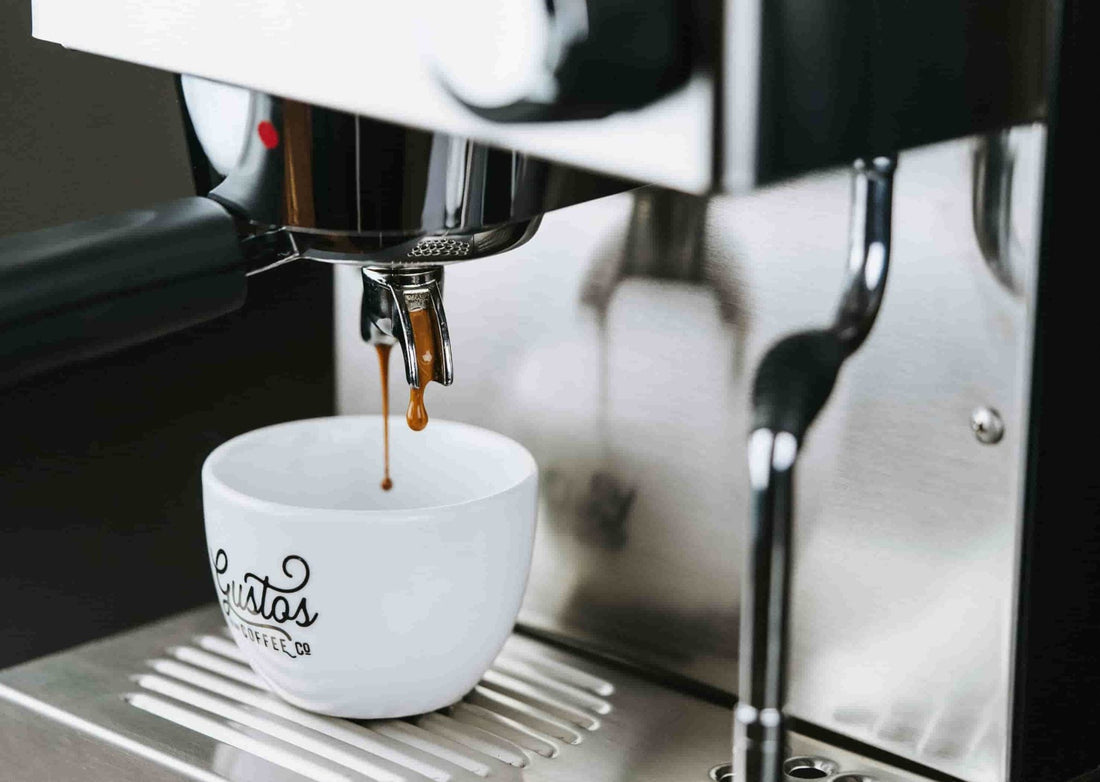 Descubre paso a paso cómo preparar correctamente un excelente espresso