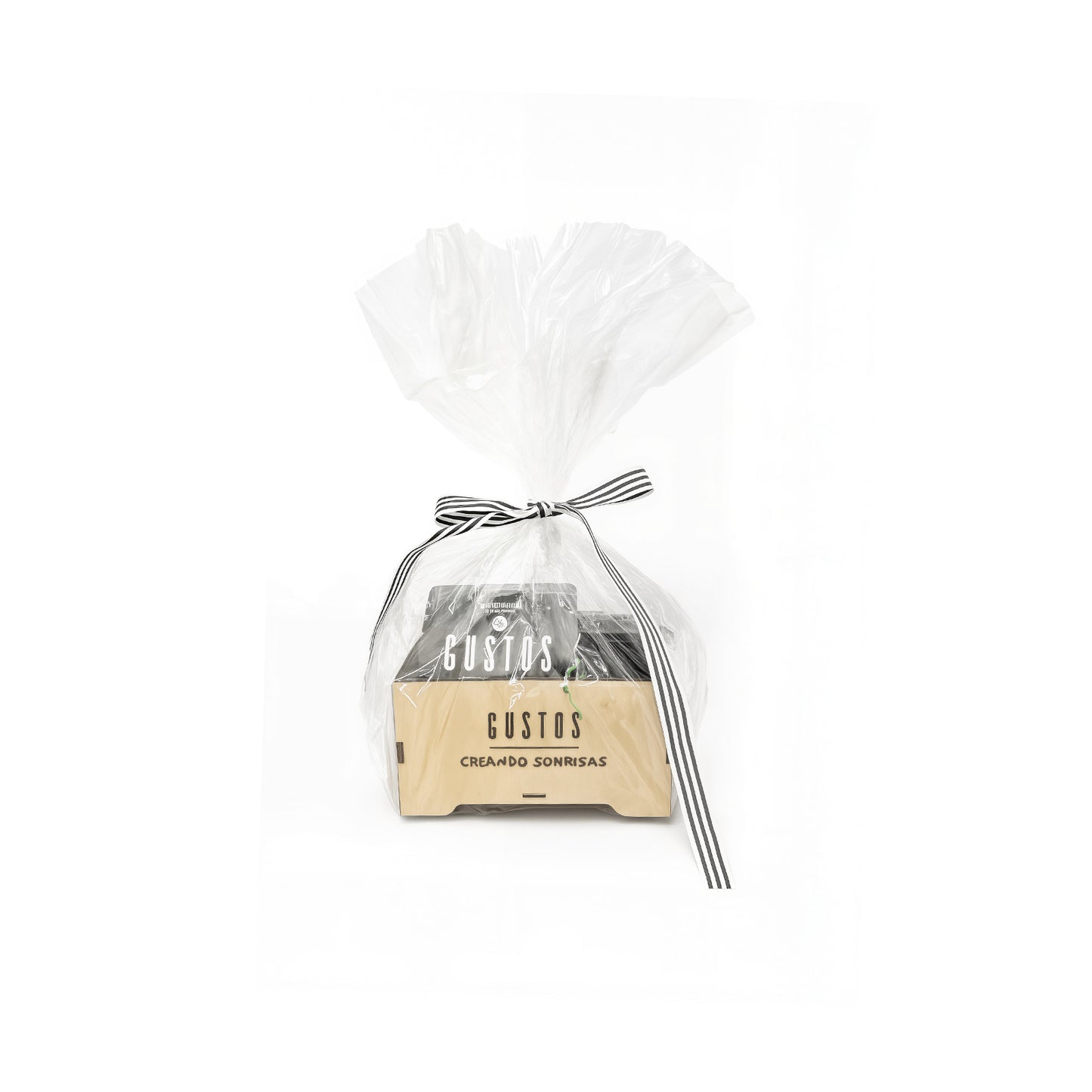 GUSTOS WOODEN GIFT BOX – Engraved (Creando Sonrisas) -- Box Only